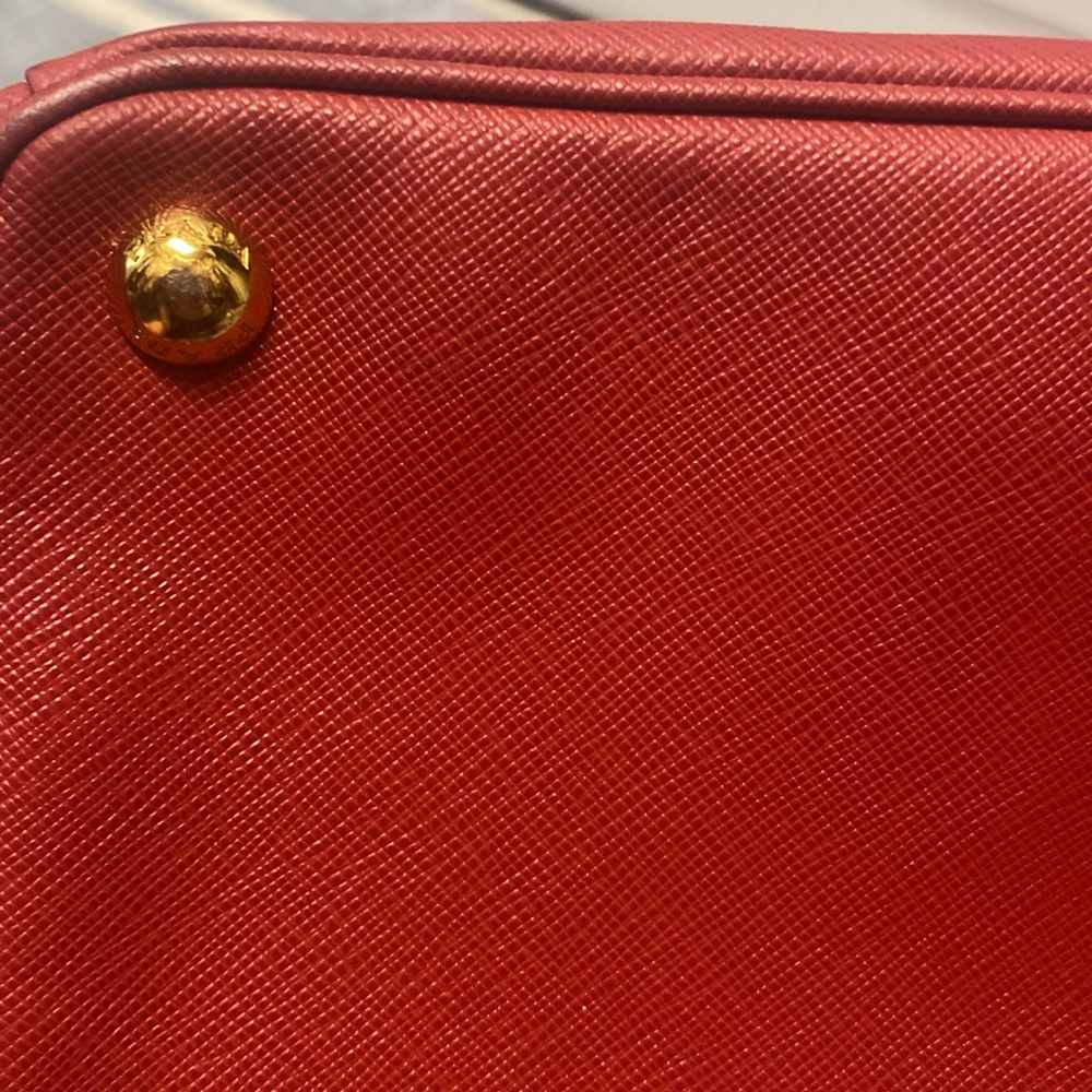Prada Authentic Red Saffiano Leather Lux Classic Workbag Tote Handbag Bag Purse - Picture 6 of 16